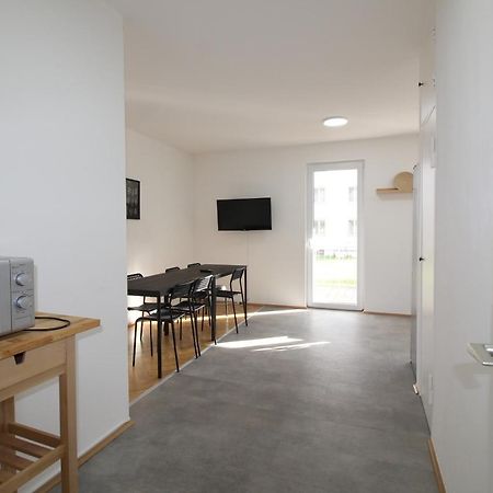 Apartmenthaus Kitzingen - Grosszuegige Wohnungen Fuer Je 6 Personen Mit Balkon Екстер'єр фото