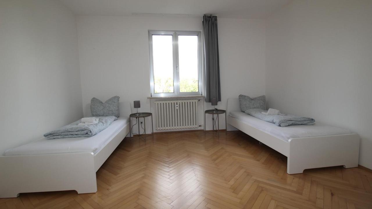 Apartmenthaus Kitzingen - Grosszuegige Wohnungen Fuer Je 6 Personen Mit Balkon Екстер'єр фото